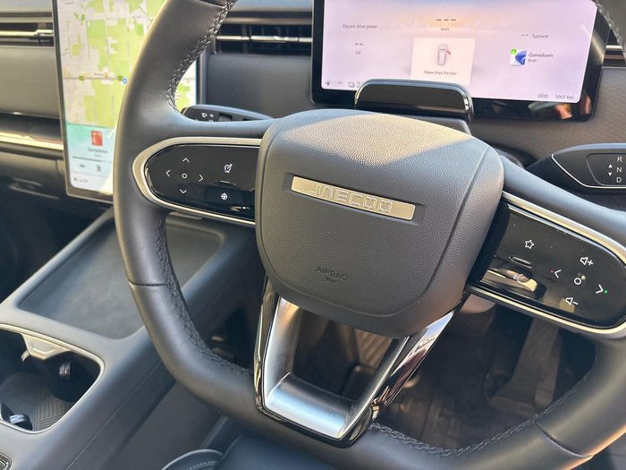 2025 Jaecoo J7 SHS Track