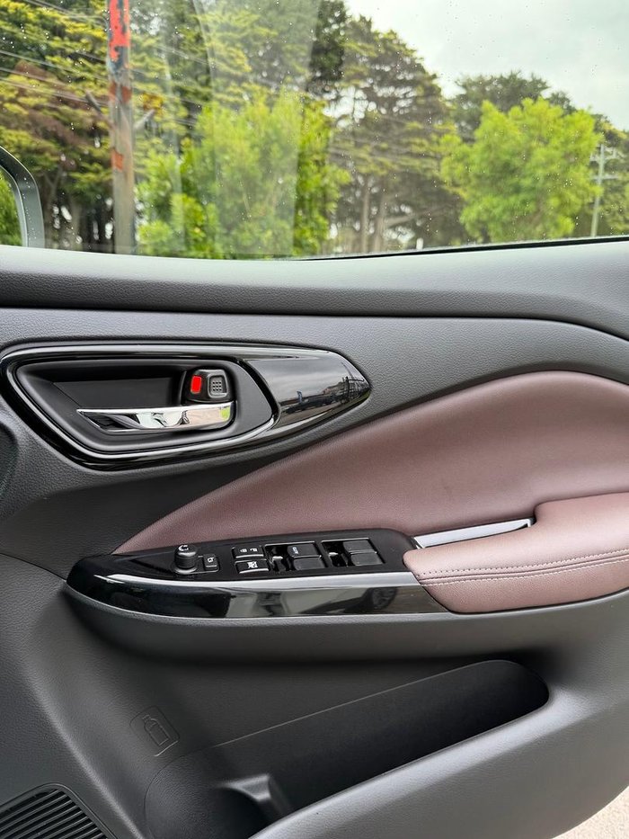 2025 Suzuki Fronx Hybrid KW Grandeur Grey Pearl Metallic