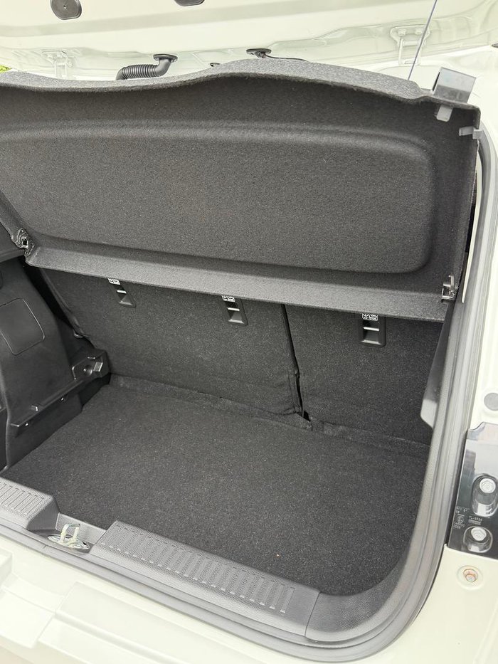 2025 Suzuki Fronx Hybrid KW Arctic White Pearl