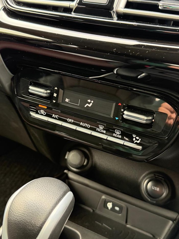 2025 Suzuki Fronx Hybrid KW Arctic White Pearl