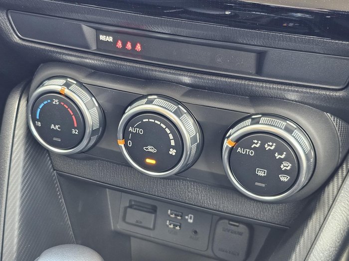 2025 Mazda 2 G15 Evolve