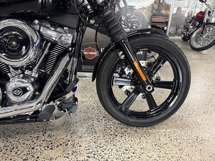2025 Harley-Davidson Street Bob 117 (FXBB) Softail Black