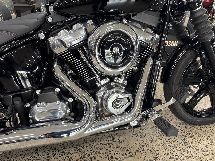 2025 Harley-Davidson Street Bob 117 (FXBB) Softail Black