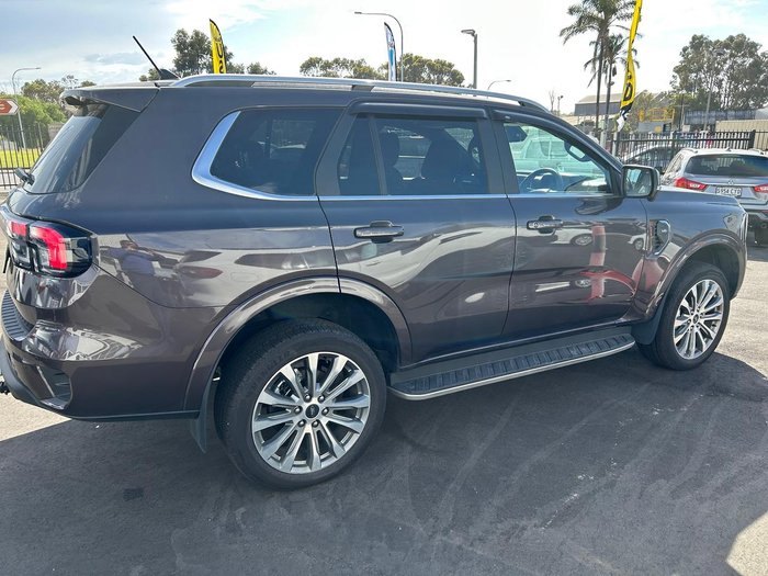 2023 Ford Everest Platinum