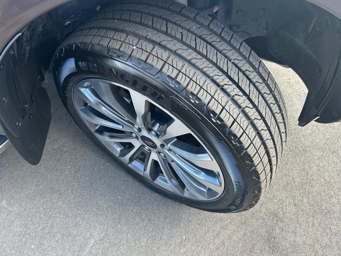 2023 Ford Everest Platinum
