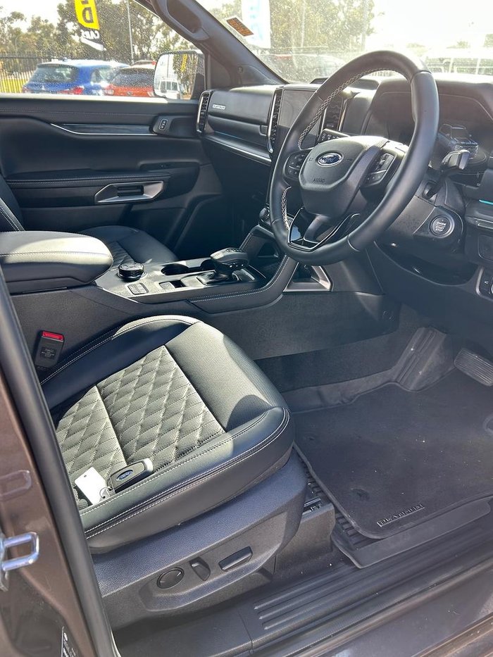 2023 Ford Everest Platinum