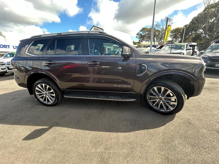 2023 Ford Everest Platinum