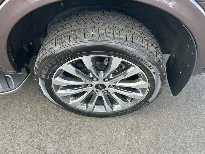 2023 Ford Everest Platinum