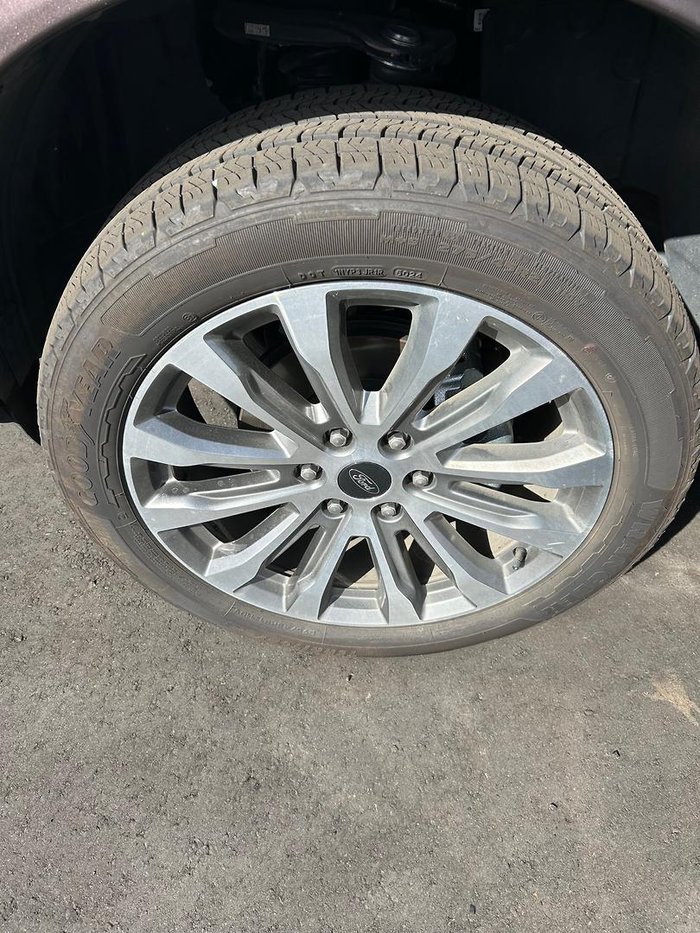 2023 Ford Everest Platinum