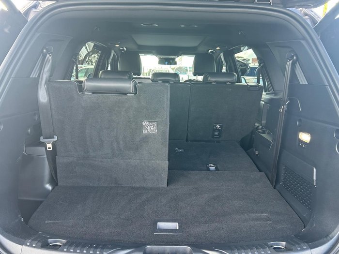 2023 Ford Everest Platinum