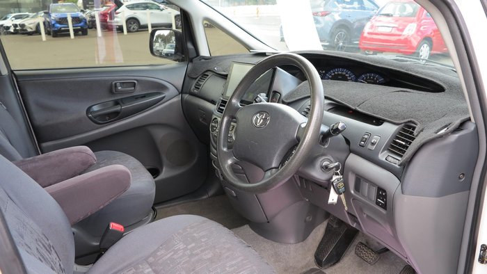 2003 Toyota Tarago GLi ACR30R Powder White