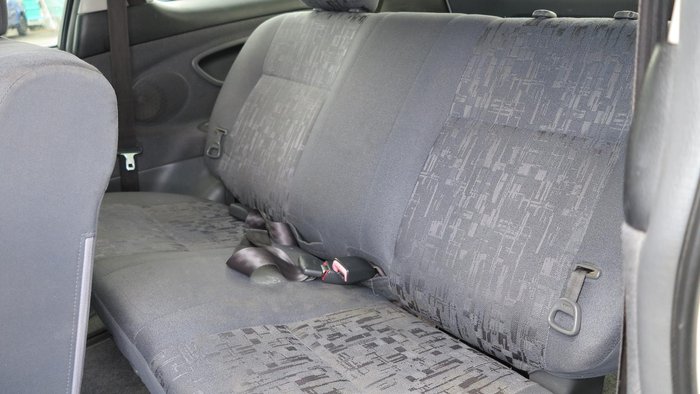 2003 Toyota Tarago GLi ACR30R Powder White