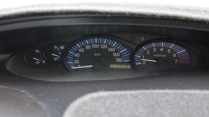 2003 Toyota Tarago GLi ACR30R Powder White