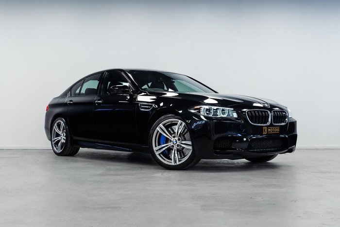 2016 BMW M5 F10 LCI Black