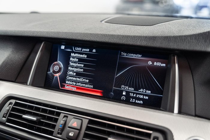 2016 BMW M5 F10 LCI Black