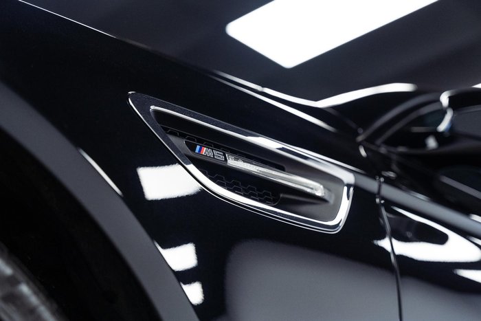 2016 BMW M5 F10 LCI Black
