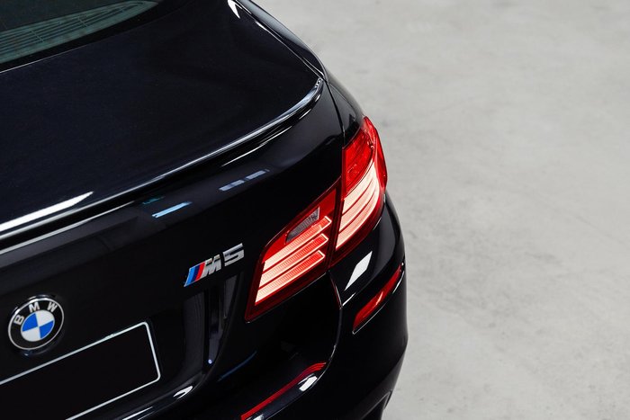 2016 BMW M5 F10 LCI Black