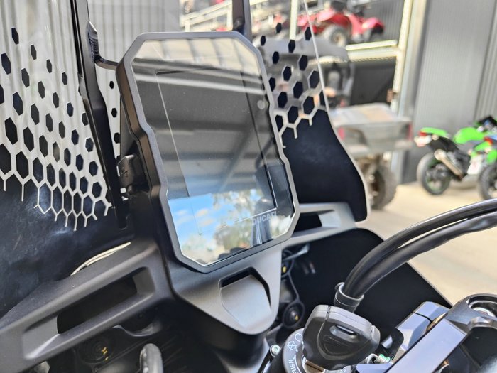 2024 DUCATI DESERT X RALLY DUAL PURPOSE BIANCO TRICOLOR