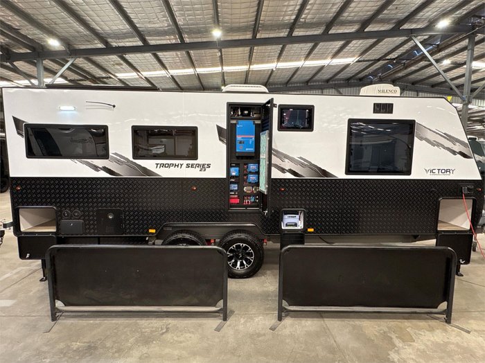 2025 VICTORY CARAVANS Trophy