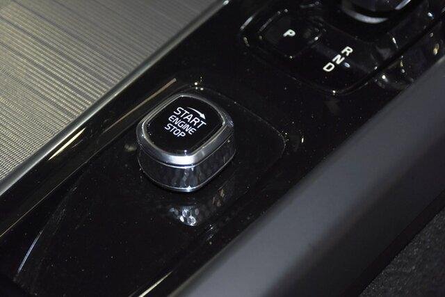 2023 Volvo XC60 Ultimate B5 Bright