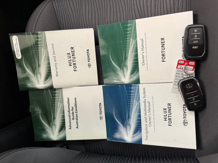 2024 Toyota Fortuner GX GUN156R 4X4 Dual Range Glacier White