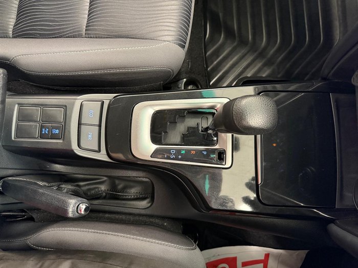 2024 Toyota Fortuner GX GUN156R 4X4 Dual Range Glacier White