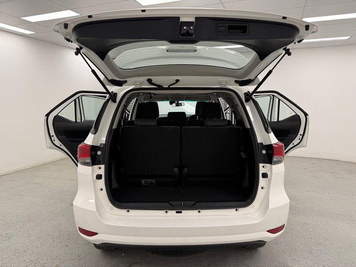 2024 Toyota Fortuner GX GUN156R 4X4 Dual Range Glacier White