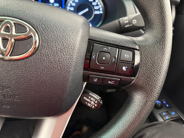 2024 Toyota Fortuner GX GUN156R 4X4 Dual Range Glacier White