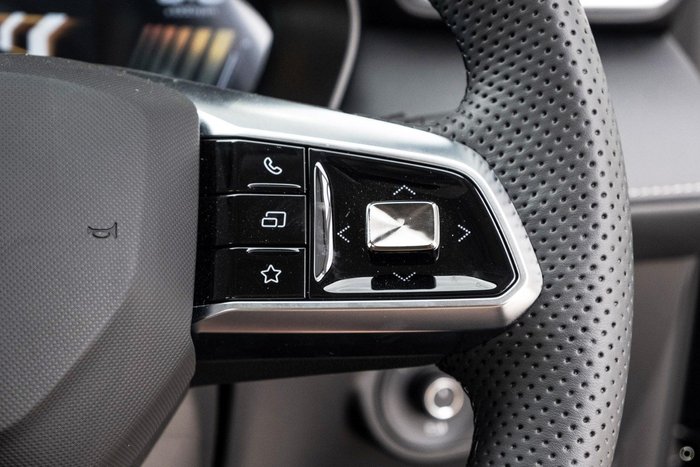 2025 MG ZS Essence Hybrid+