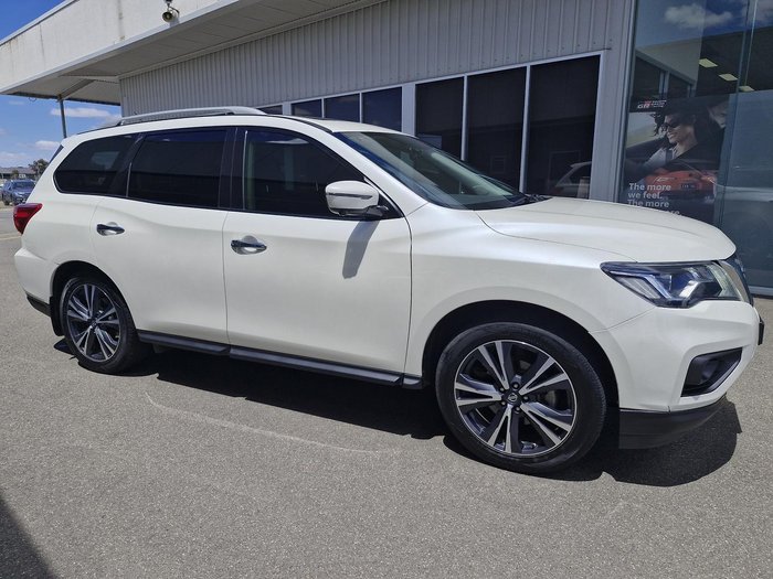 2017 Nissan Pathfinder Ti