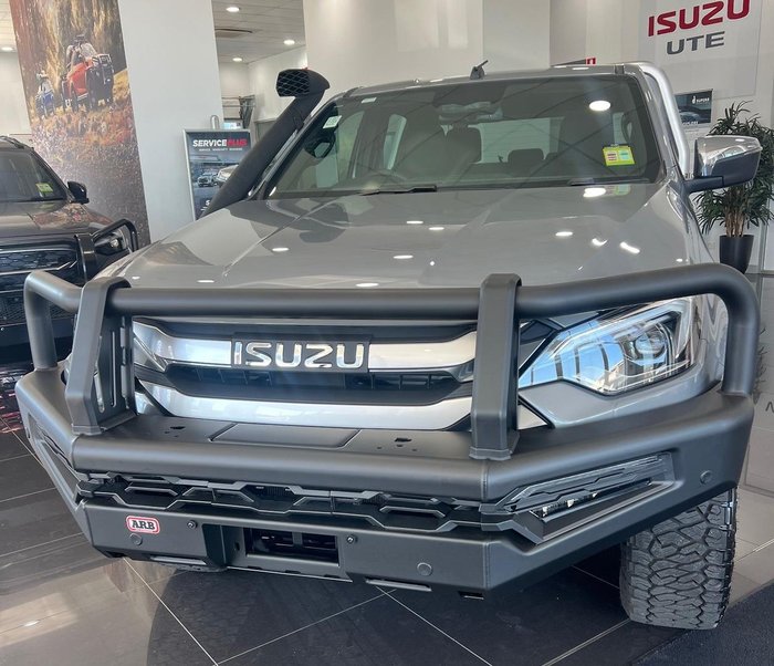 2025 Isuzu D-MAX LS-U