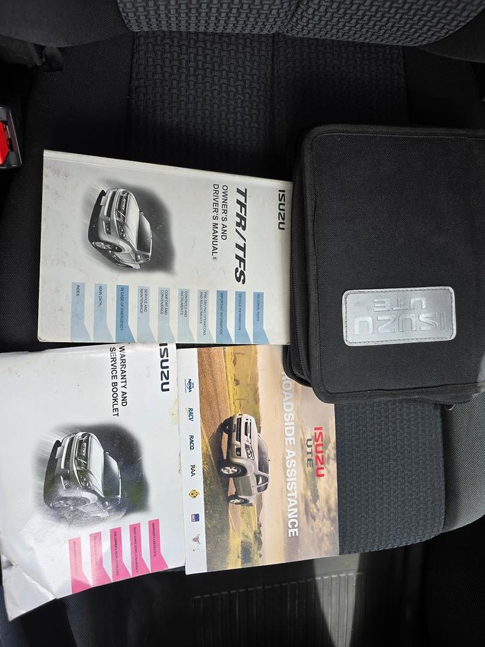 2013 Isuzu D-MAX LS-M MY12 4X4 Dual Range Splash White