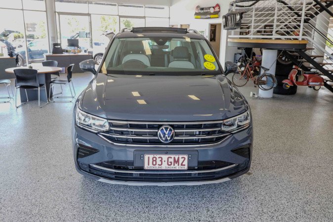 2022 VOLKSWAGEN TIGUAN