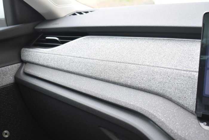 2025 SKODA Octavia 110TSI Select NX MY25 White