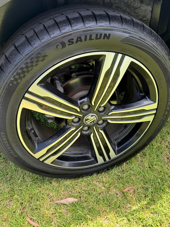 2019 MG ZS Essence AZS1 MY19 Dover White