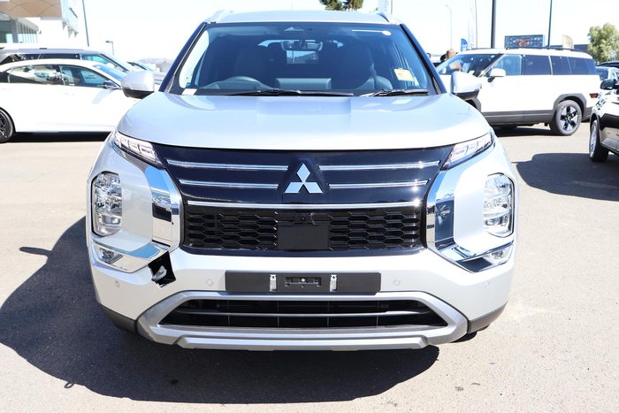 2025 Mitsubishi Outlander Aspire