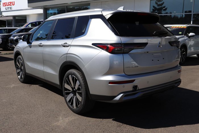 2025 Mitsubishi Outlander Aspire