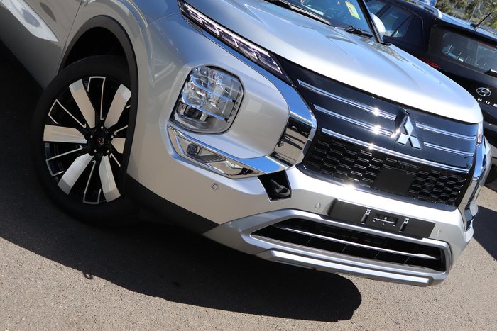 2025 Mitsubishi Outlander Aspire