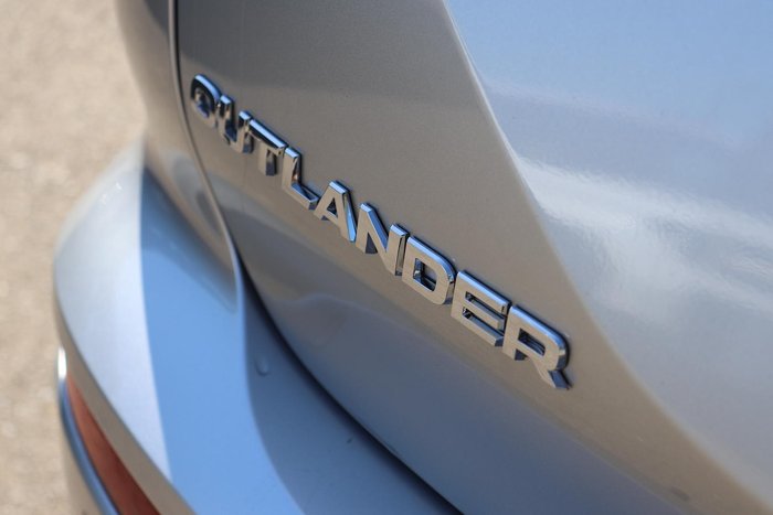 2025 Mitsubishi Outlander Aspire