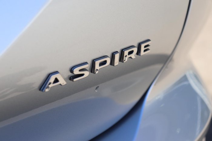 2025 Mitsubishi Outlander Aspire