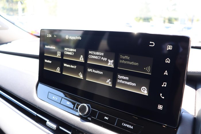 2025 Mitsubishi Outlander LS