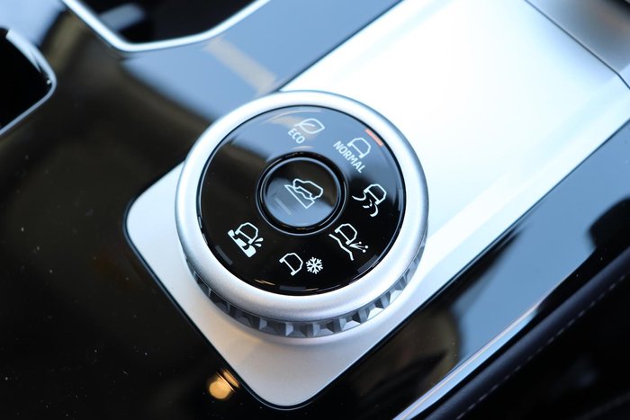 2025 Mitsubishi Outlander Exceed