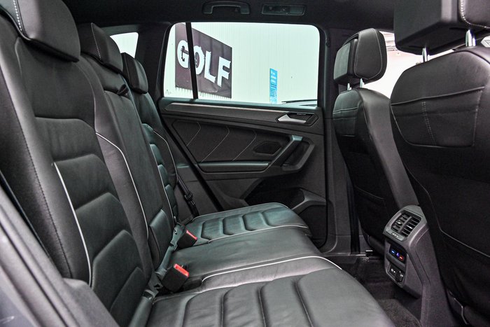 2021 Volkswagen Tiguan 162TSI R-Line