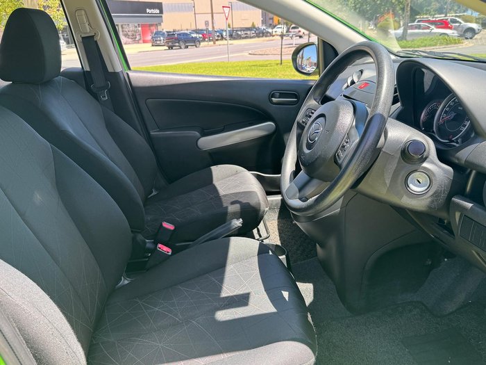 2013 Mazda 2 Neo DE Series 2 MY13 Spirited Green