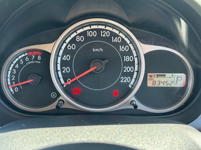 2013 Mazda 2 Neo DE Series 2 MY13 Spirited Green