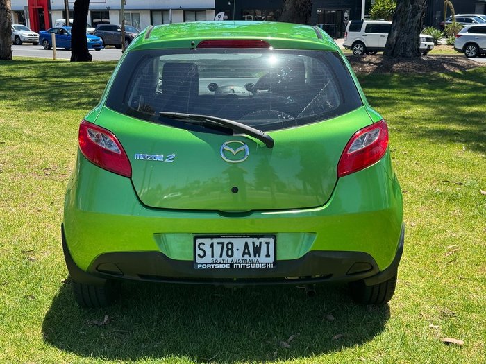 2013 Mazda 2 Neo DE Series 2 MY13 Spirited Green
