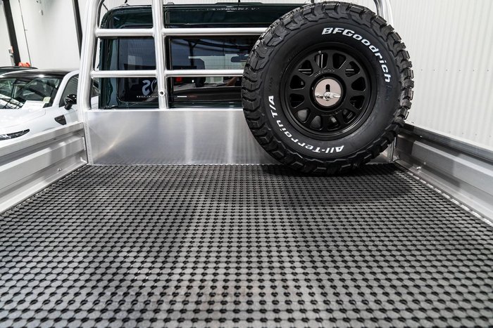 2024 INEOS Grenadier Quartermaster MY24 4X4 Dual Range Sela Green