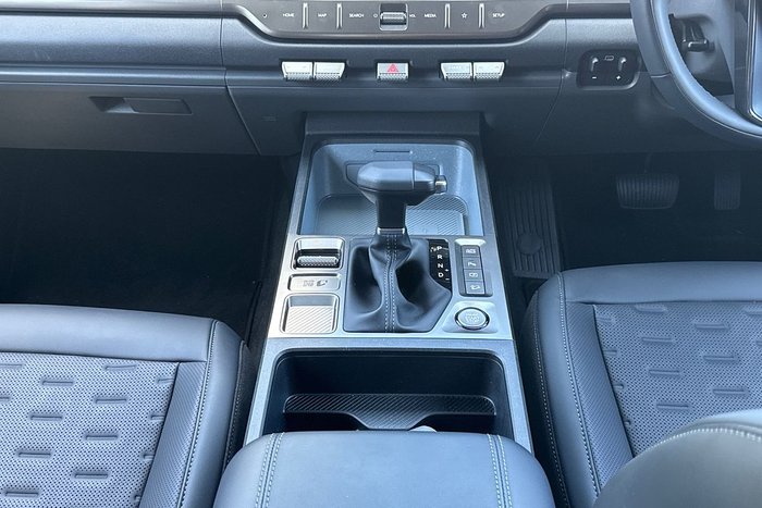 2025 Kia Tasman SX+