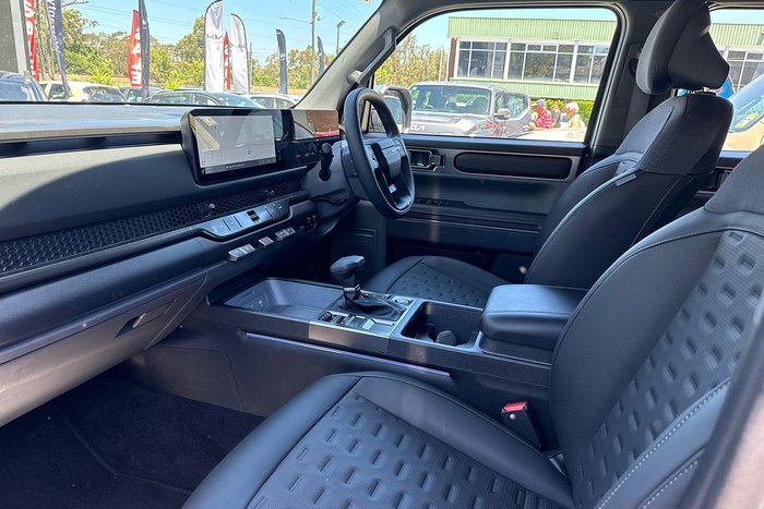 2025 Kia Tasman SX+