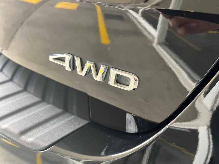 2020 Ford Everest Titanium